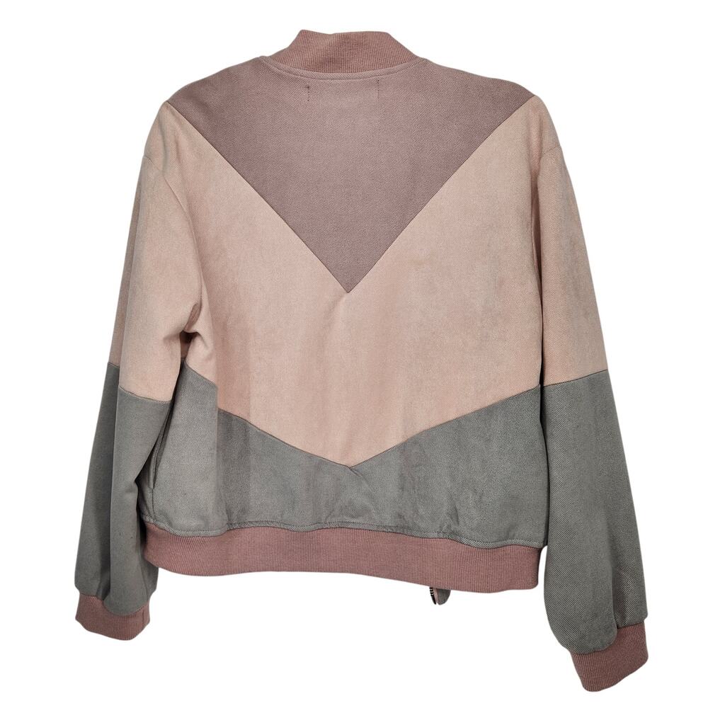 The Impeccable Pig Mauve Color-Block Chevron Bomb… - image 7